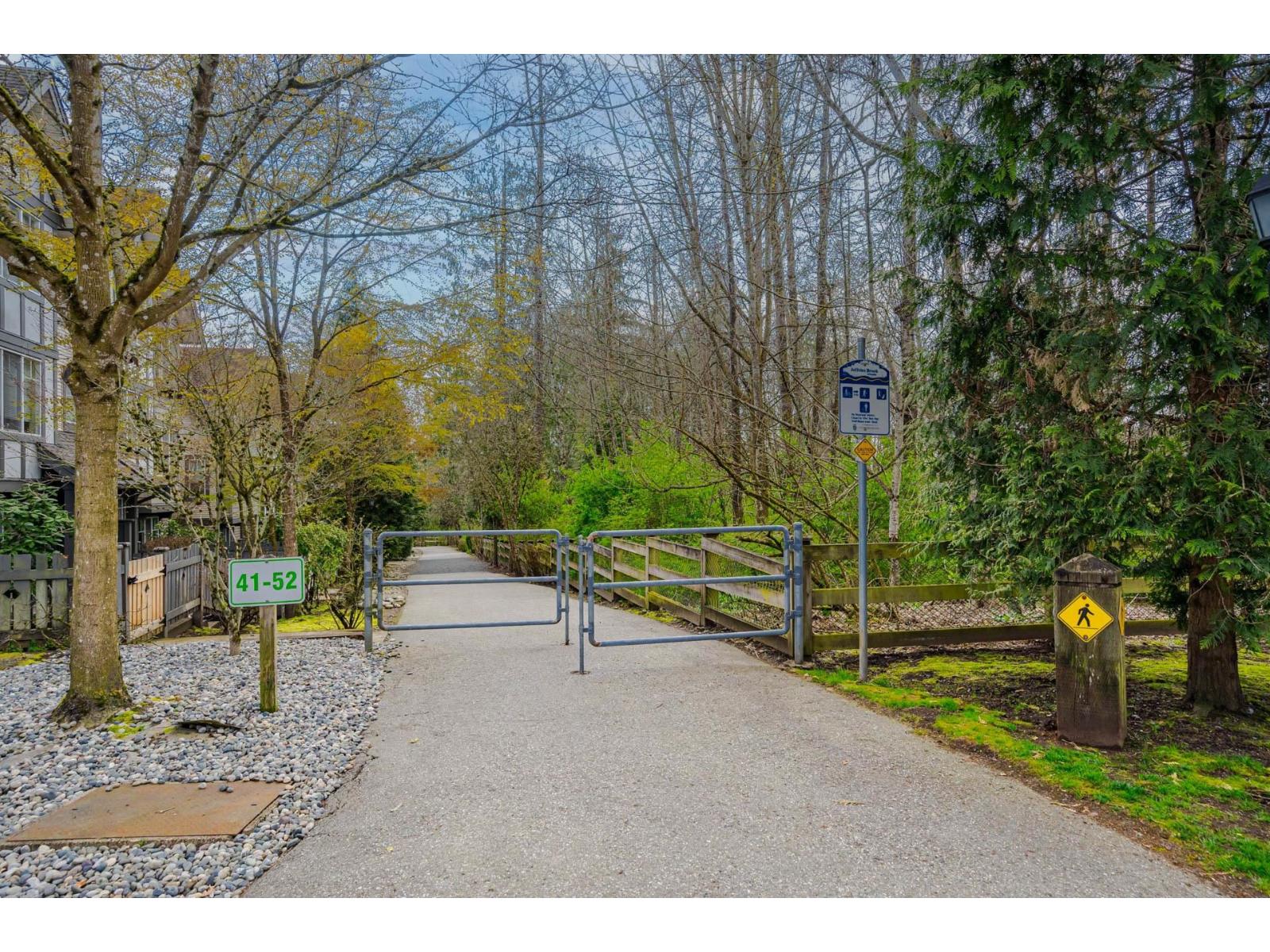 52 20038 70 AVENUE, Langley