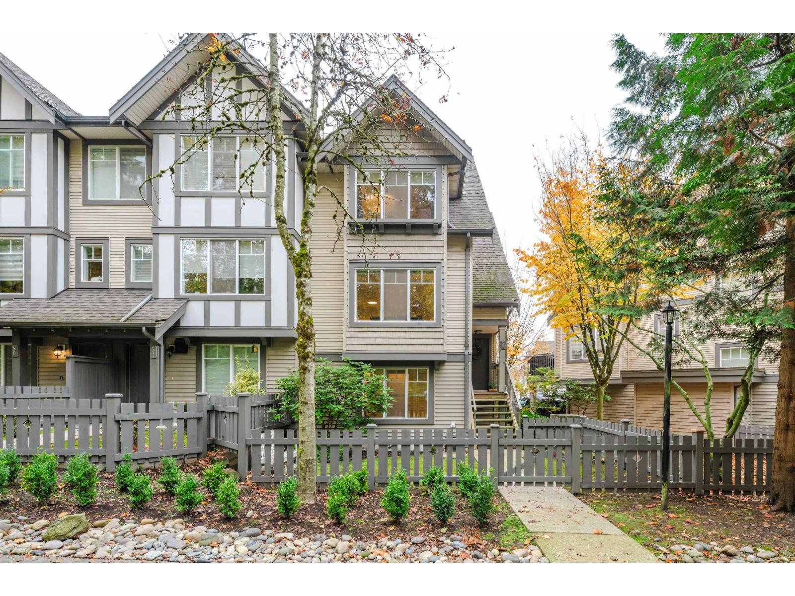 52 20038 70 AVENUE, Langley