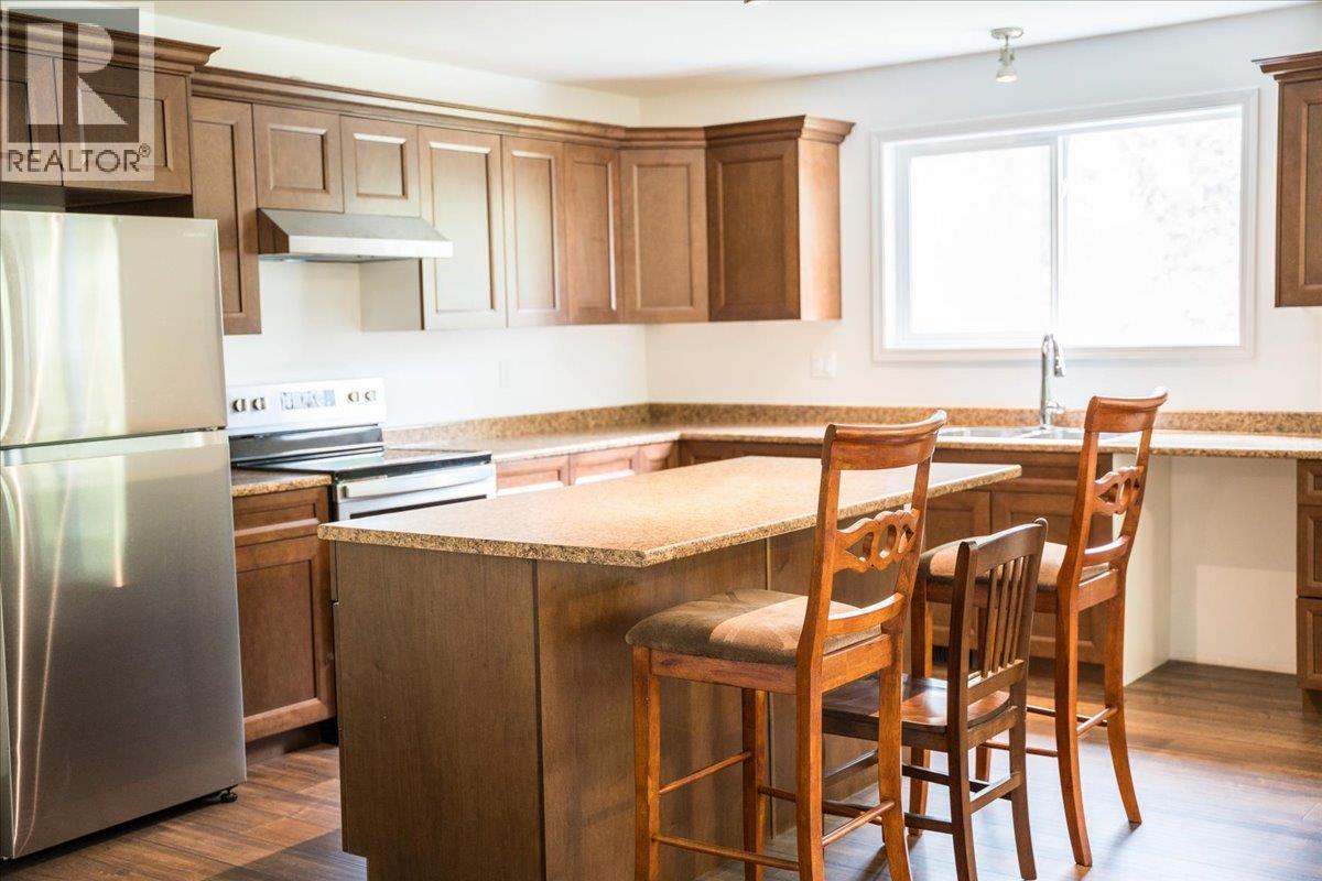 116 Liness Road, Salmo