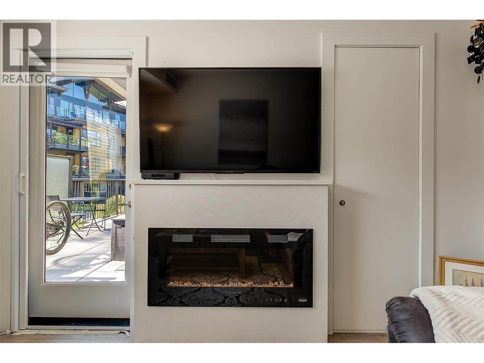 122 4380 Lakeshore Road, Kelowna