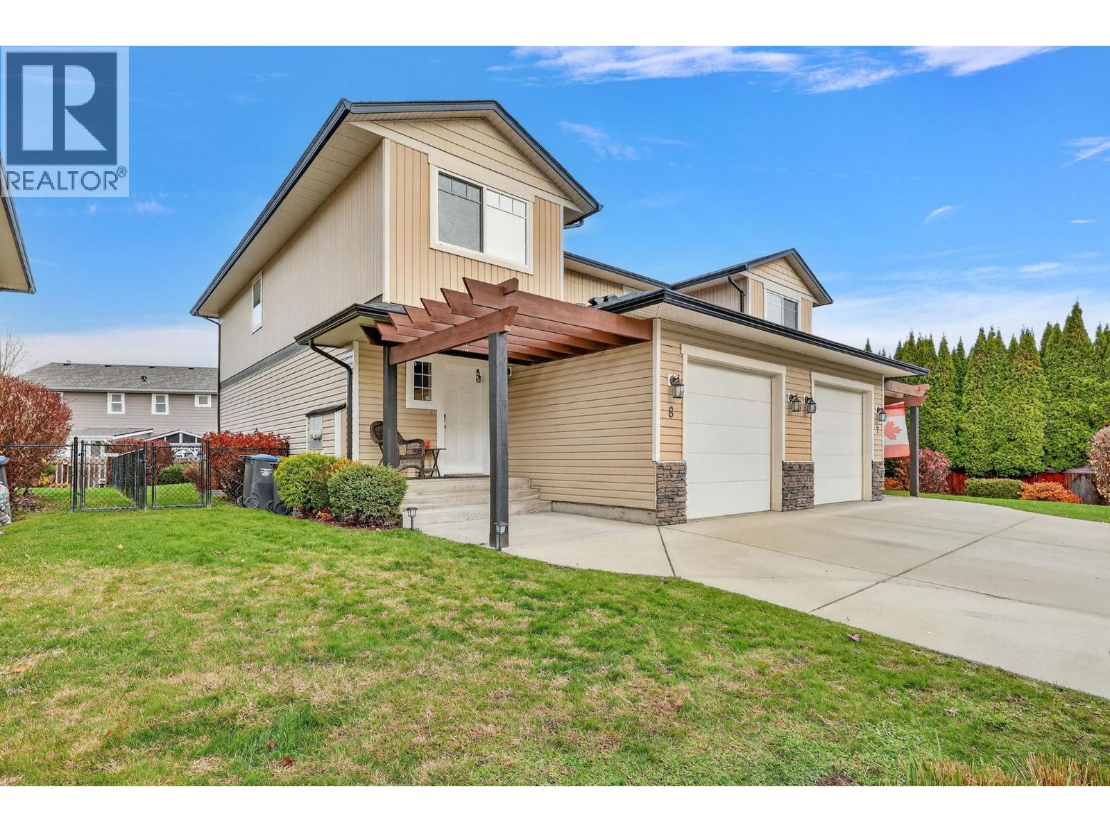 8 180 McCurdy Road, Kelowna