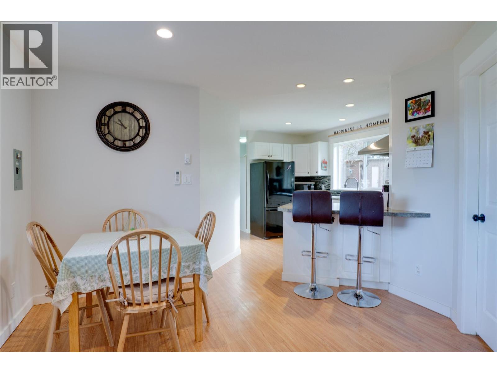  3851 97A Highway, Spallumcheen