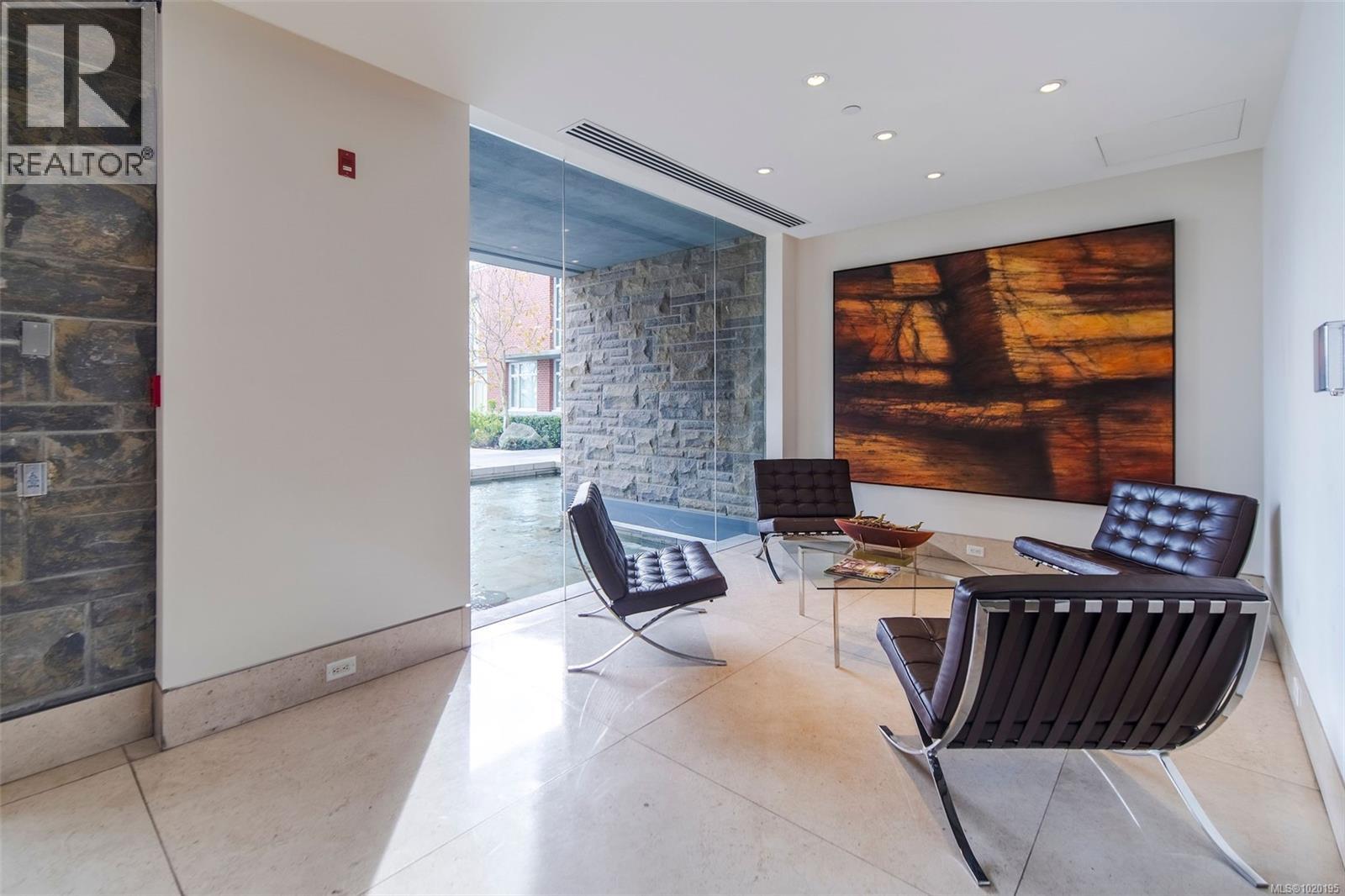 213 100 Saghalie Rd, Victoria