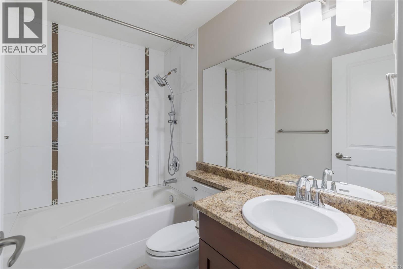 111 5670 Edgewater Lane, Nanaimo