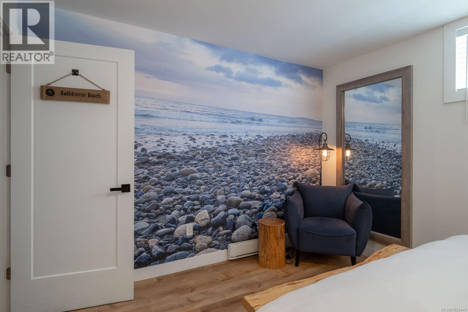 1025 Maple Lane Dr, Parksville