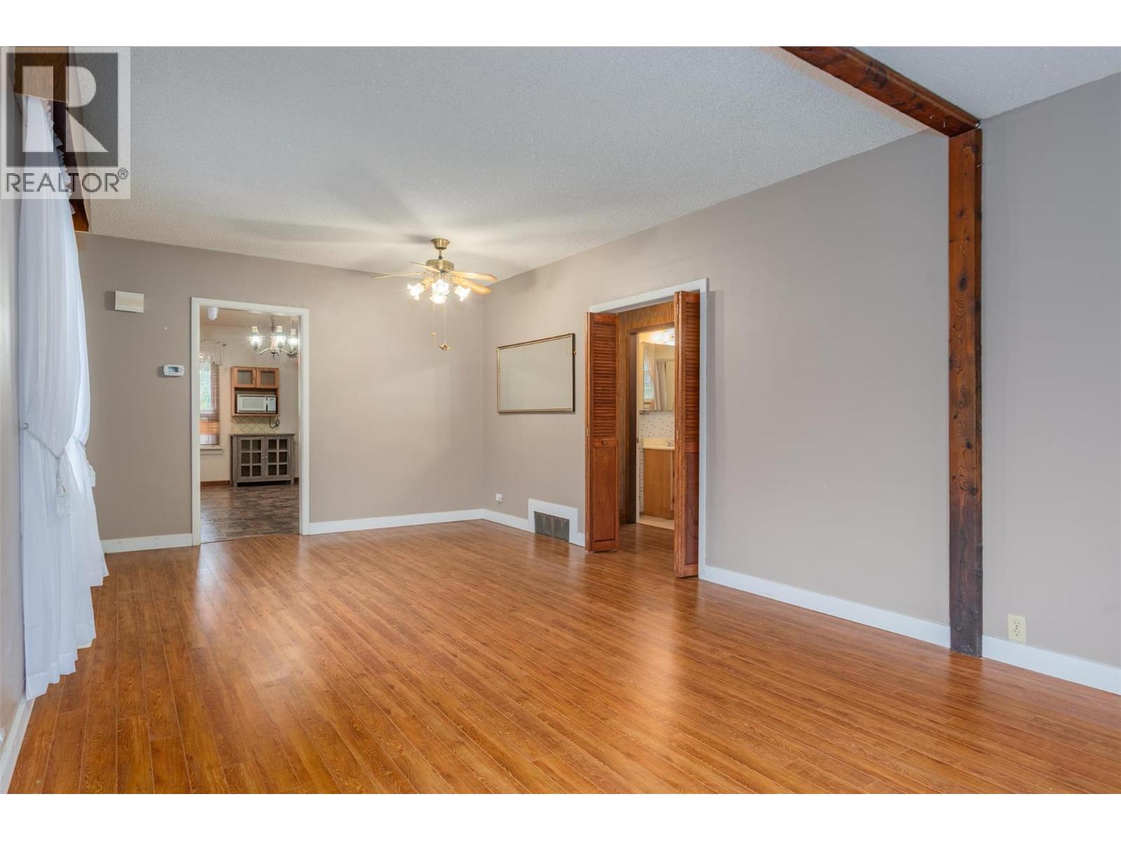 1329 Columbia Avenue, Trail