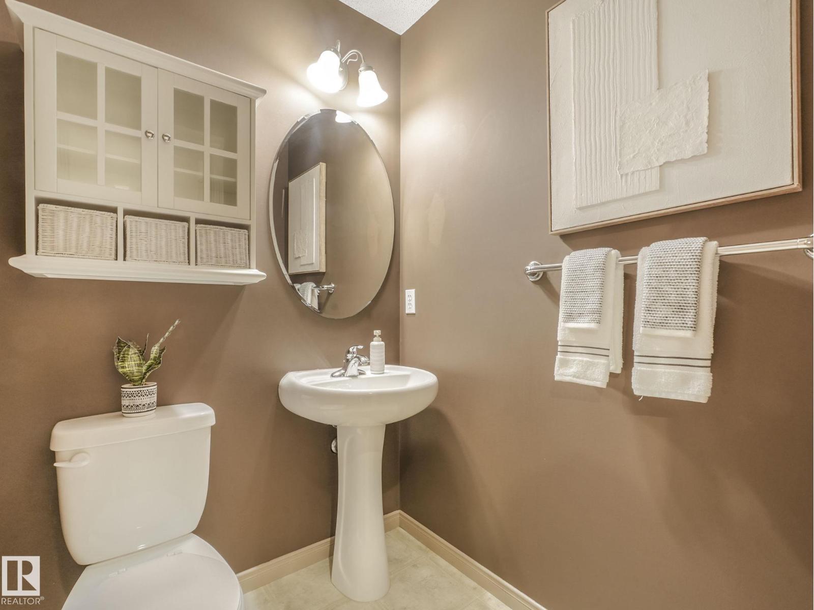 1740 GLASTONBURY BV NW, Edmonton