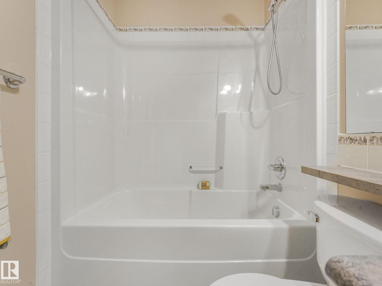 1740 GLASTONBURY BV NW, Edmonton