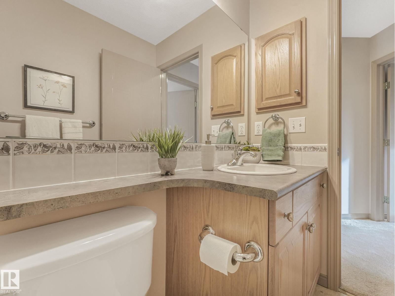 1740 GLASTONBURY BV NW, Edmonton