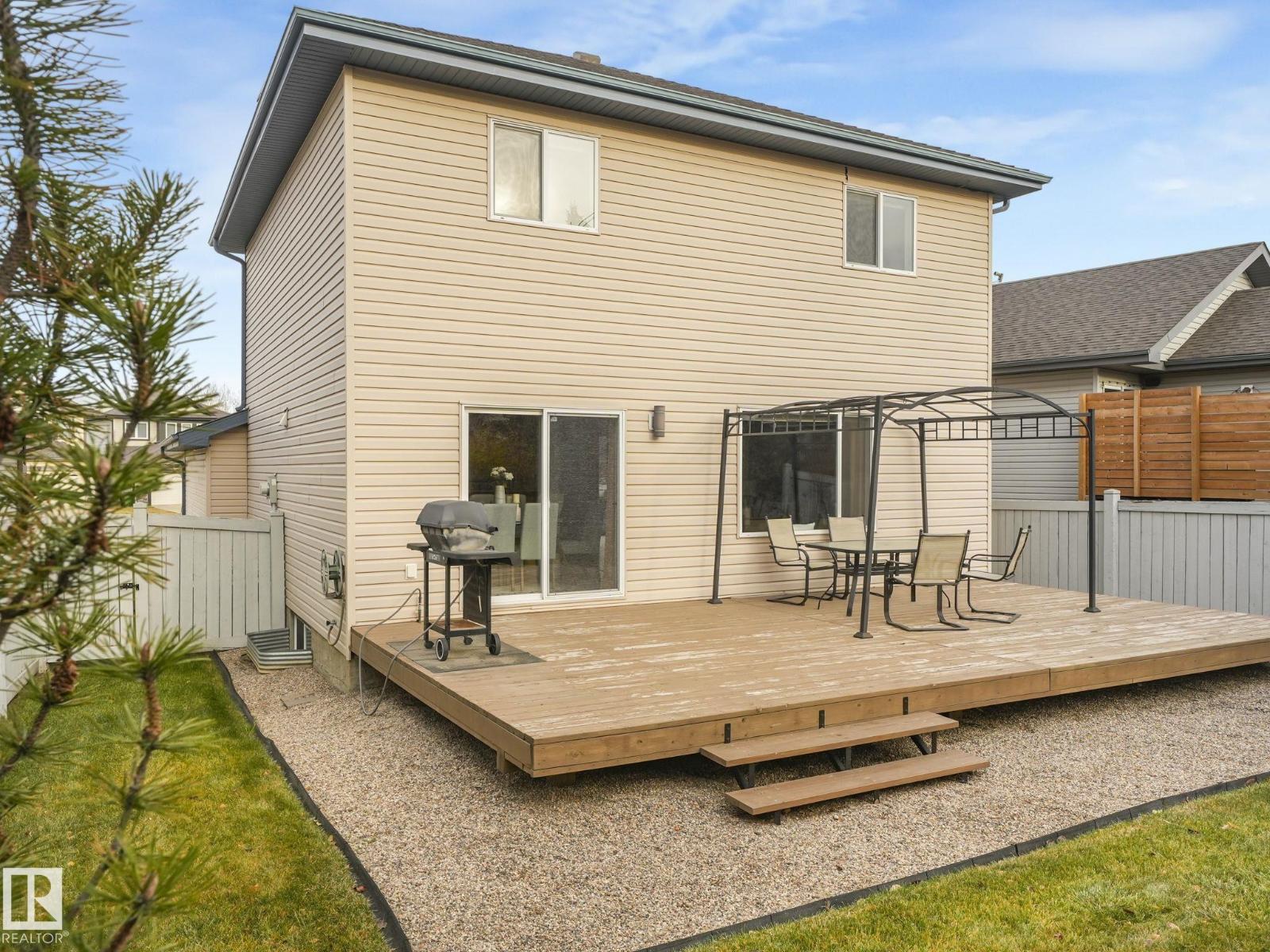 1740 GLASTONBURY BV NW, Edmonton