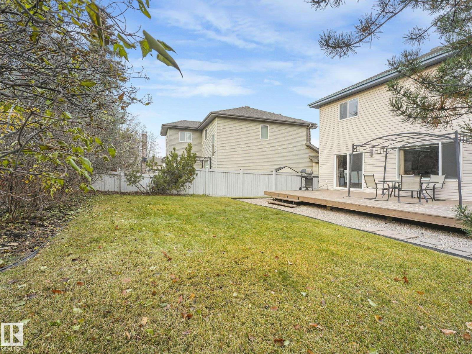 1740 GLASTONBURY BV NW, Edmonton