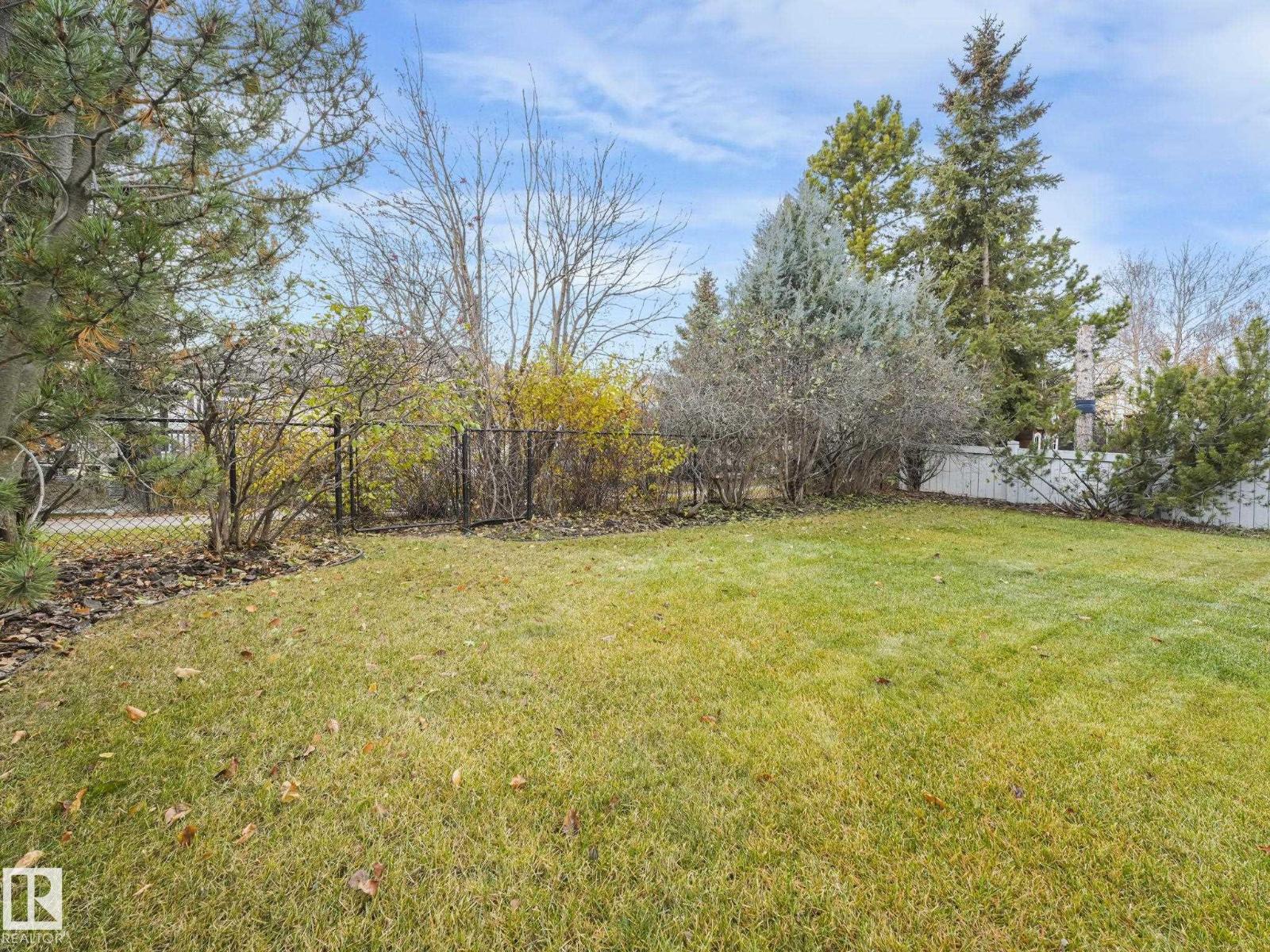 1740 GLASTONBURY BV NW, Edmonton