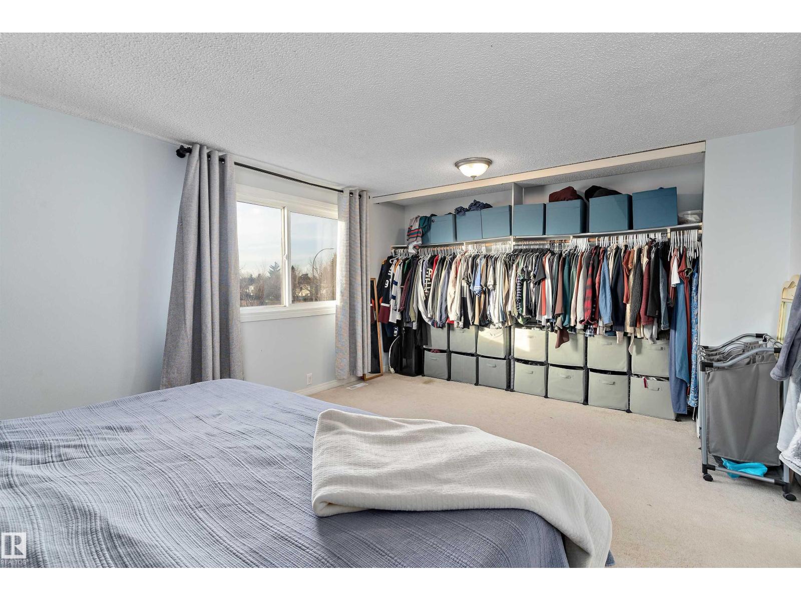 3320 48 ST NW, Edmonton