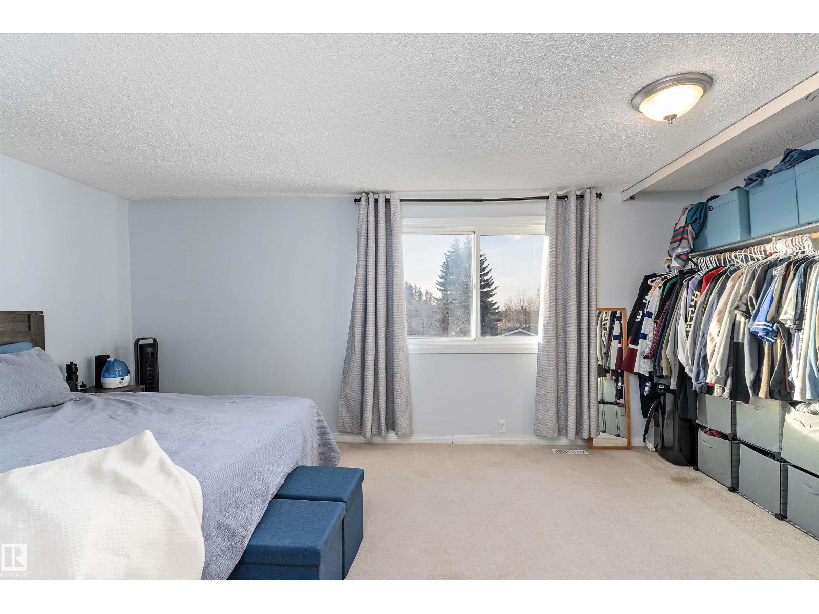 3320 48 ST NW, Edmonton