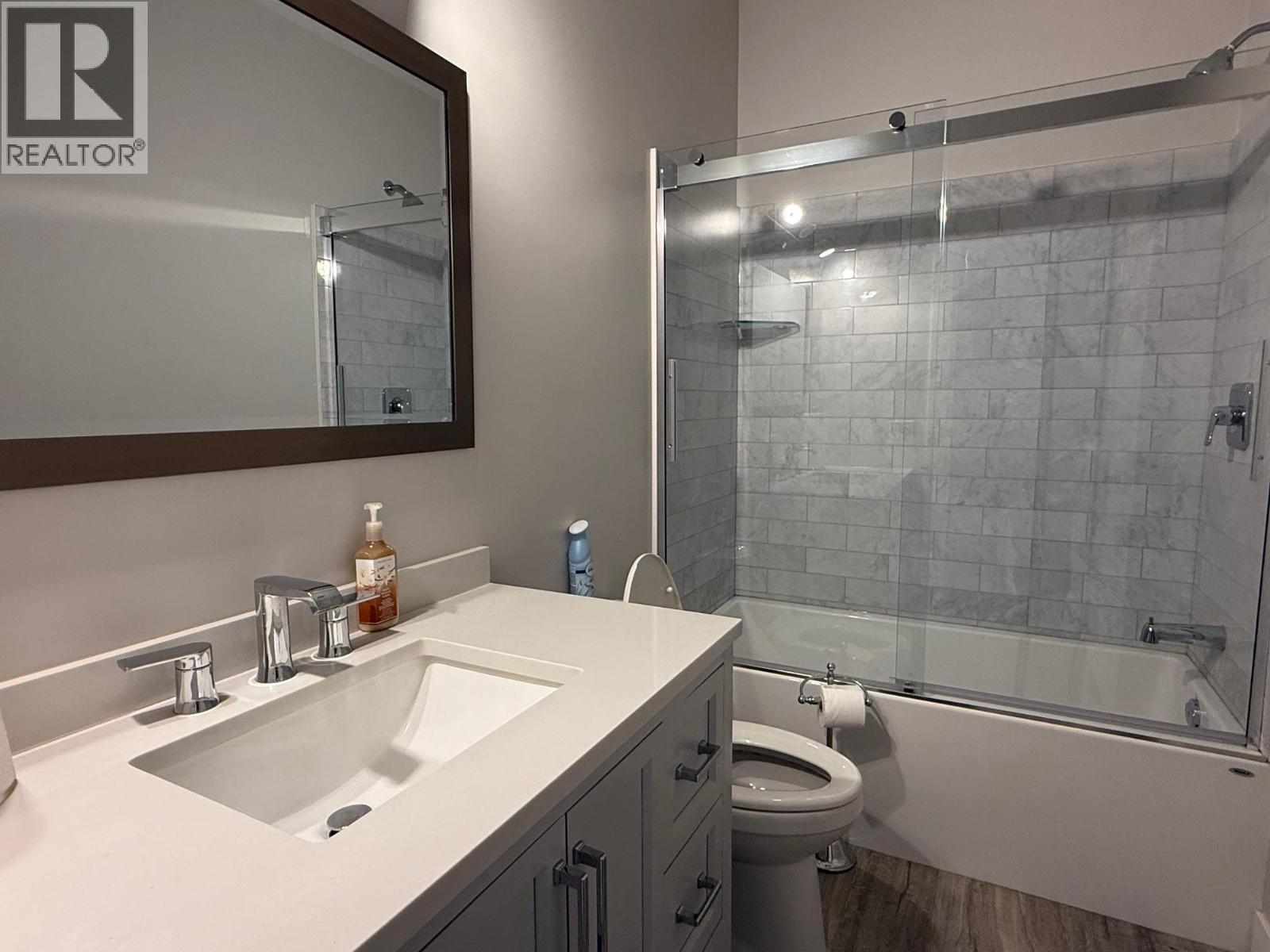 535 Barkley Road, Barriere