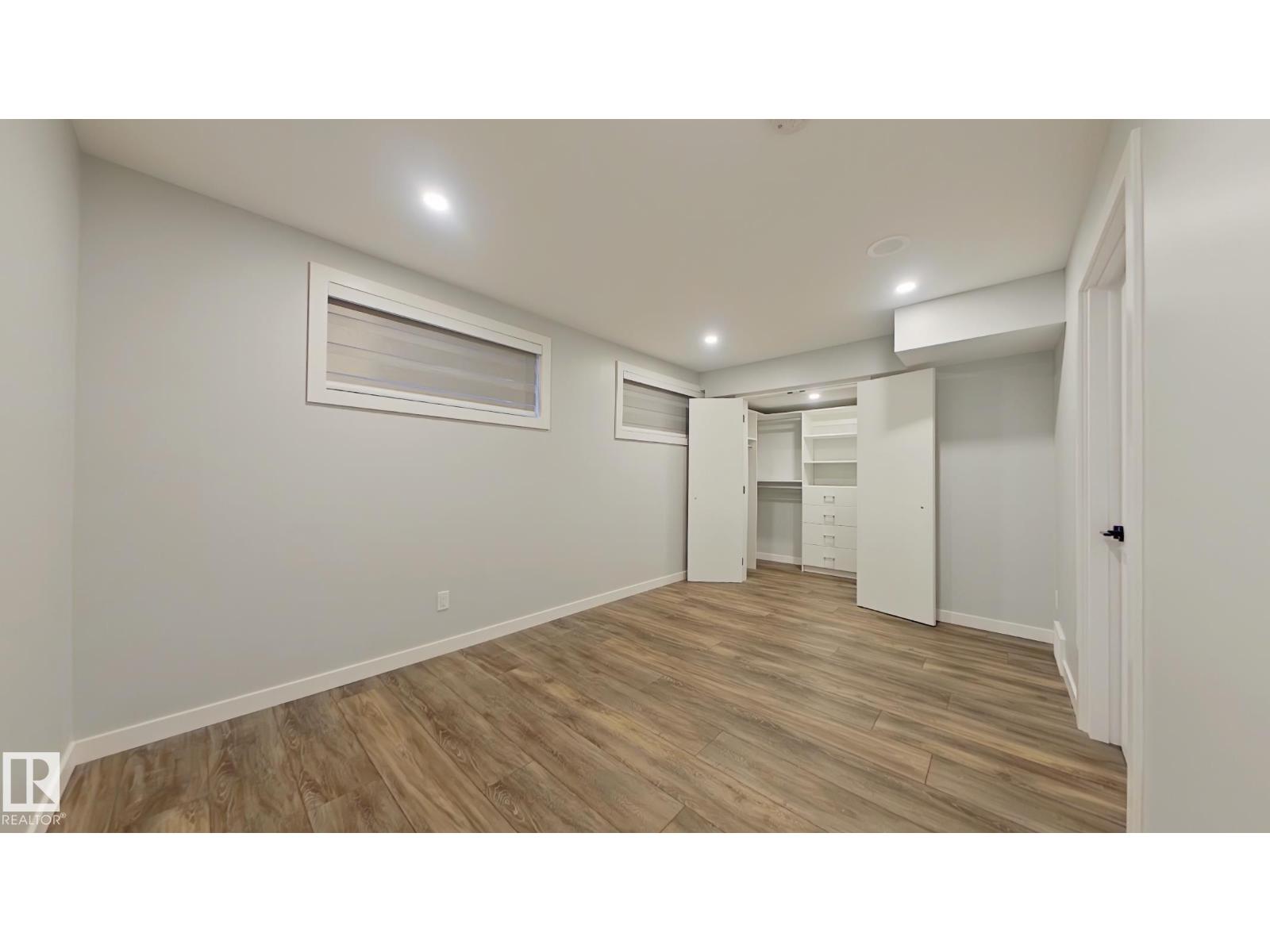 #Bsmt 2118 53 ST SW, Edmonton