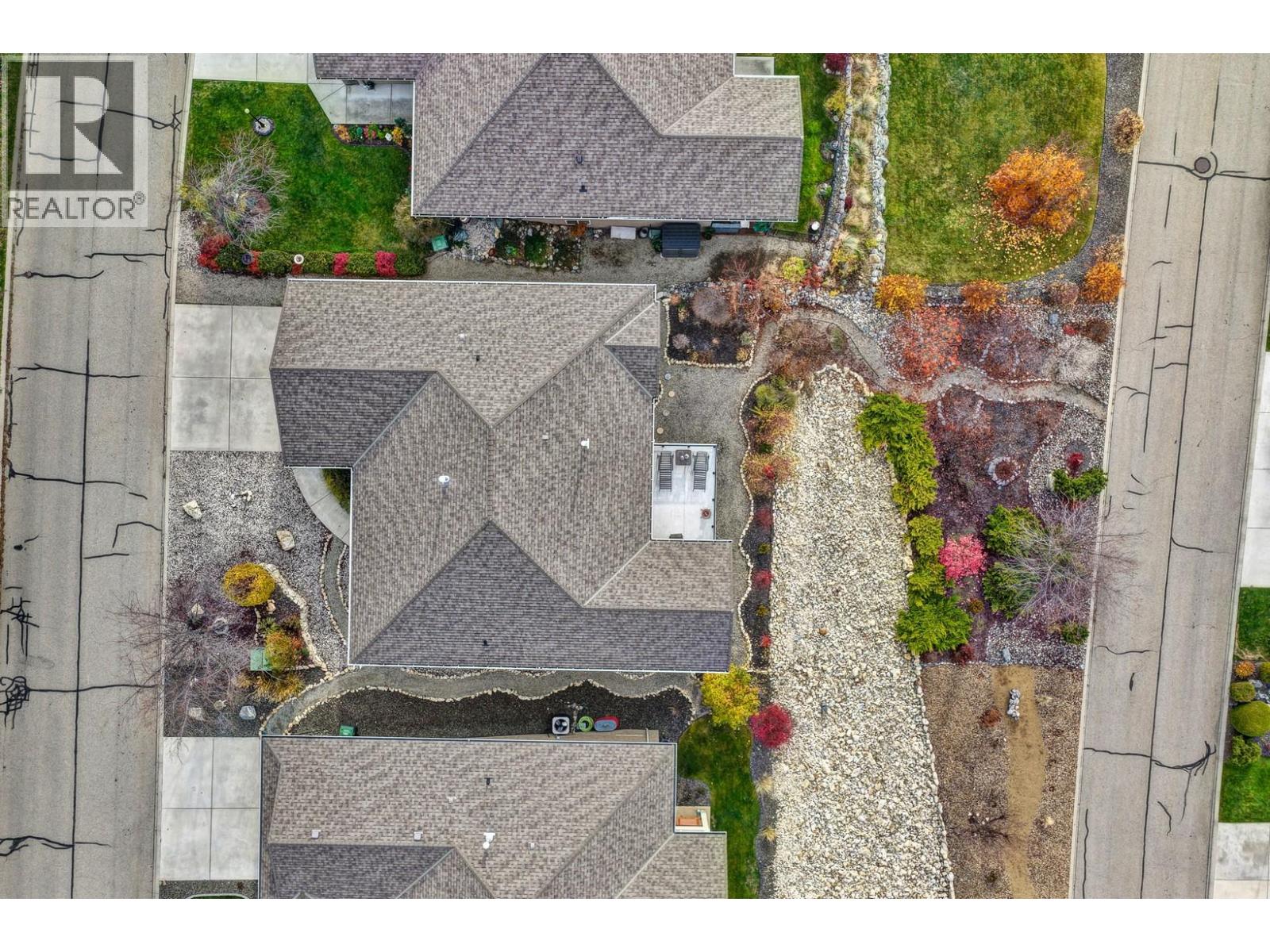  3492 Camelback Drive, Kelowna