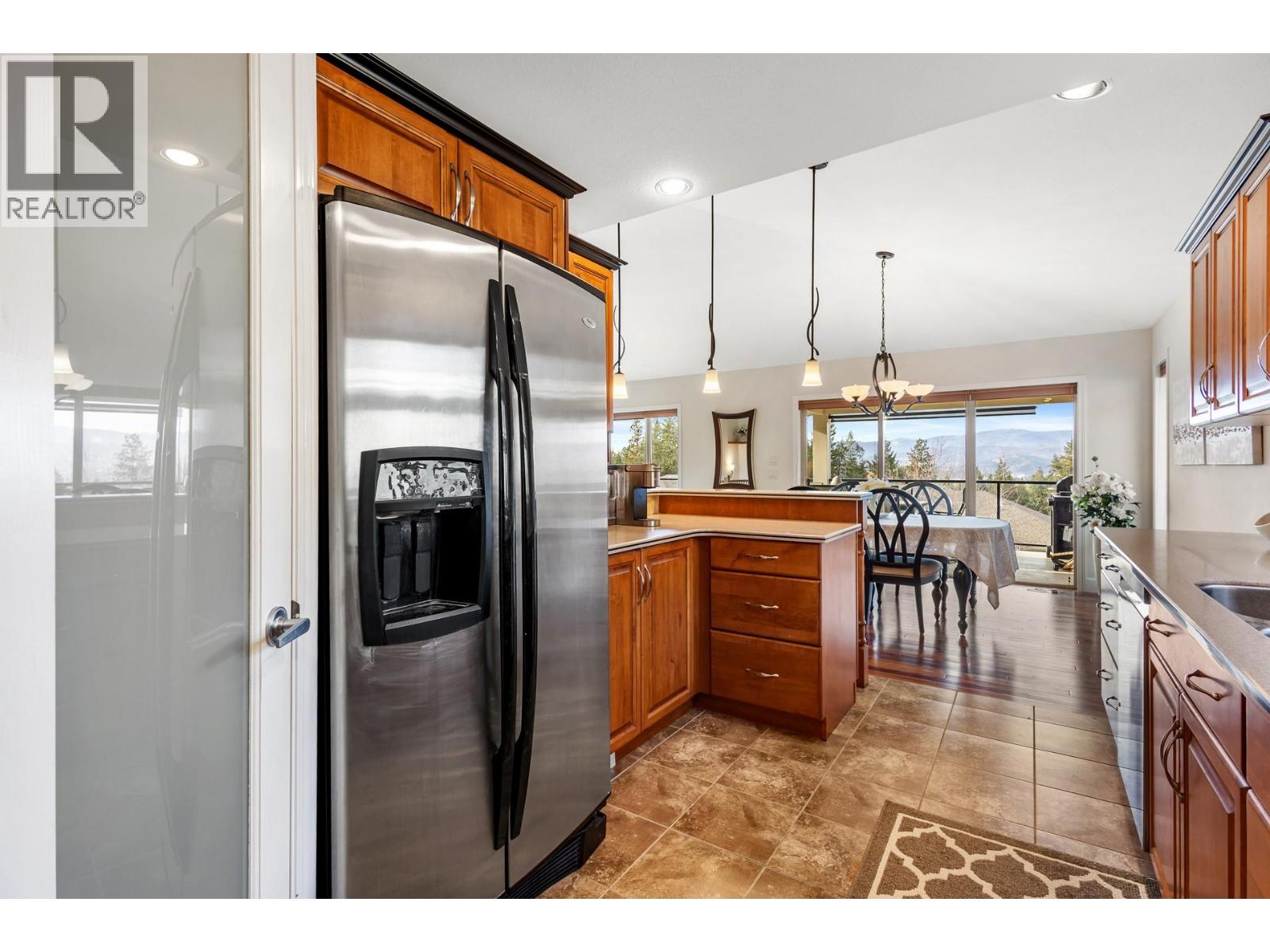  3492 Camelback Drive, Kelowna