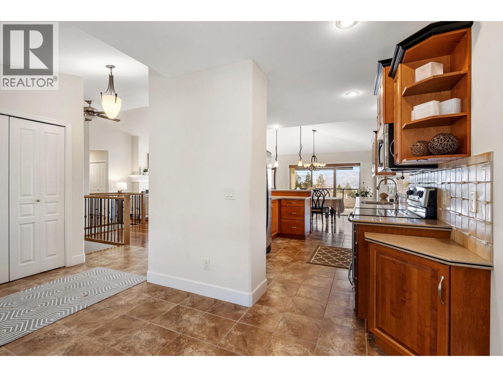  3492 Camelback Drive, Kelowna