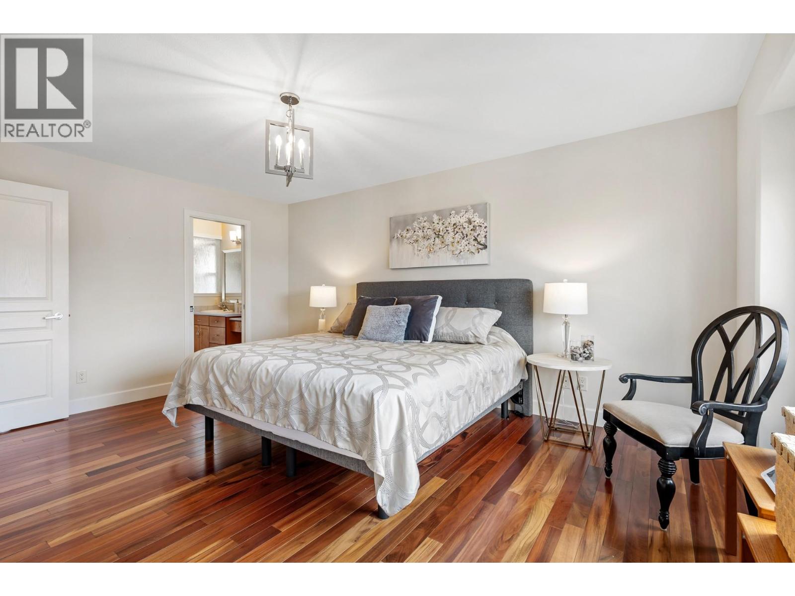  3492 Camelback Drive, Kelowna