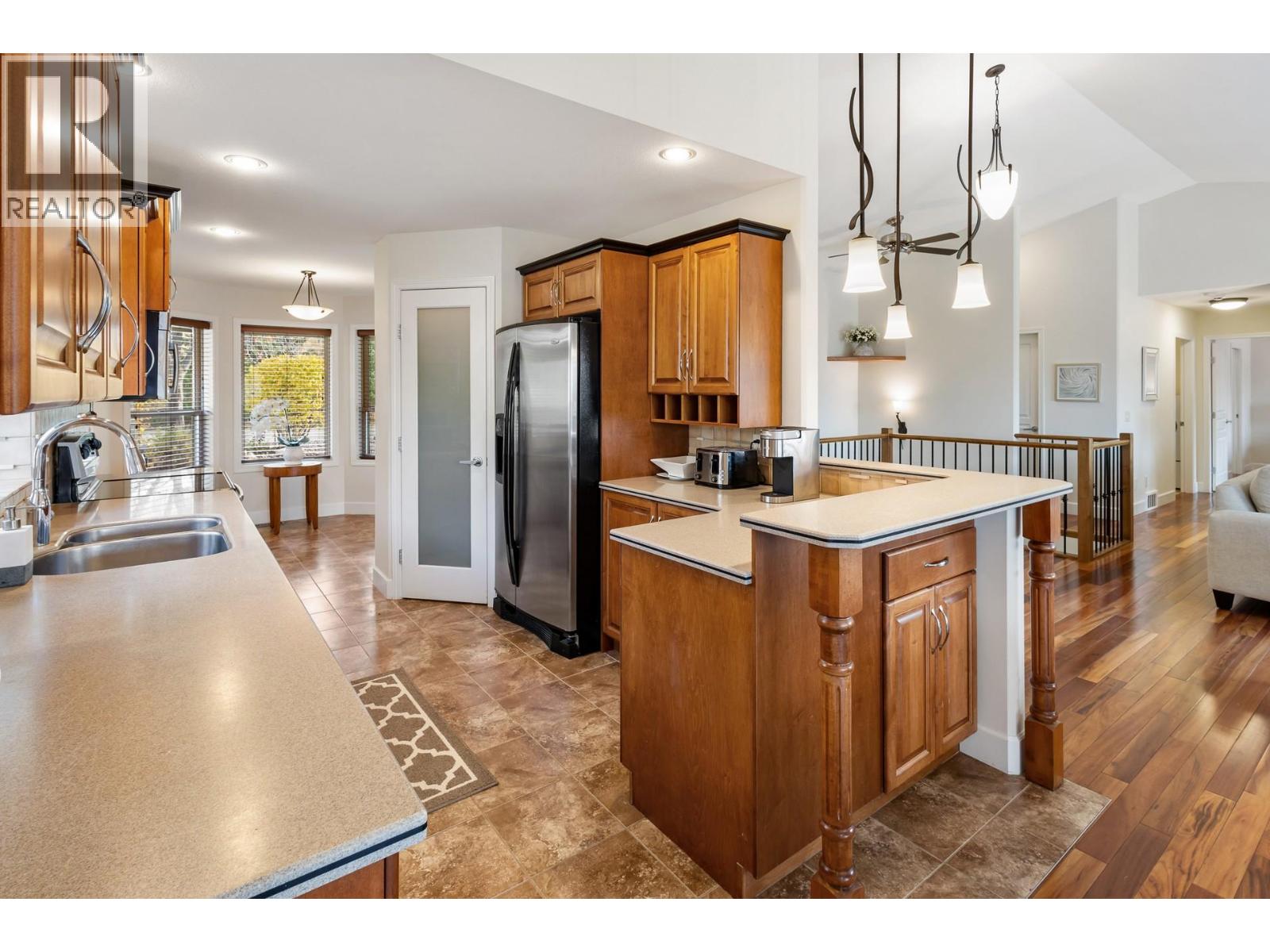  3492 Camelback Drive, Kelowna
