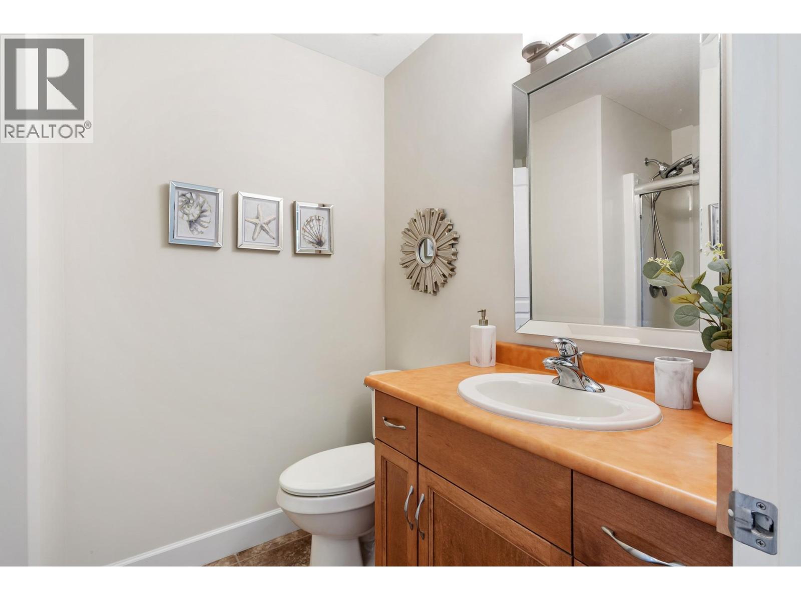  3492 Camelback Drive, Kelowna