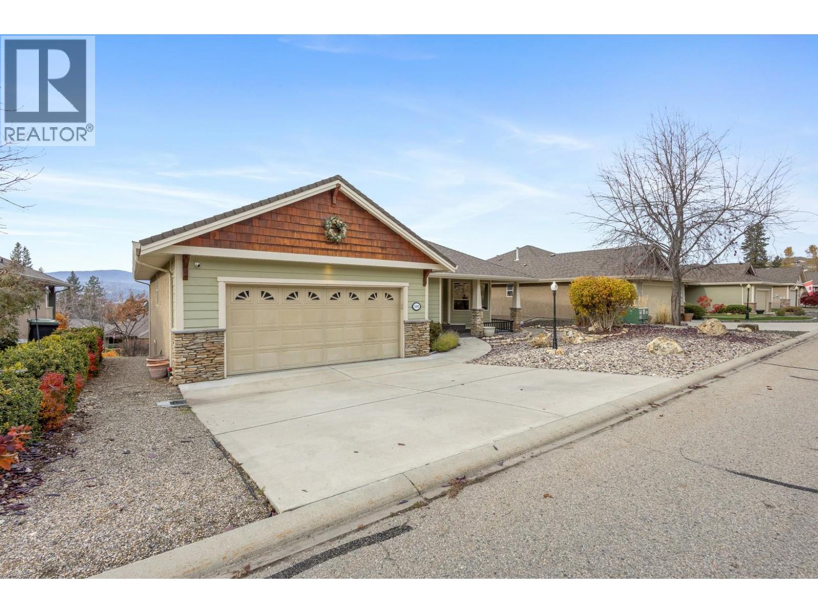  3492 Camelback Drive, Kelowna