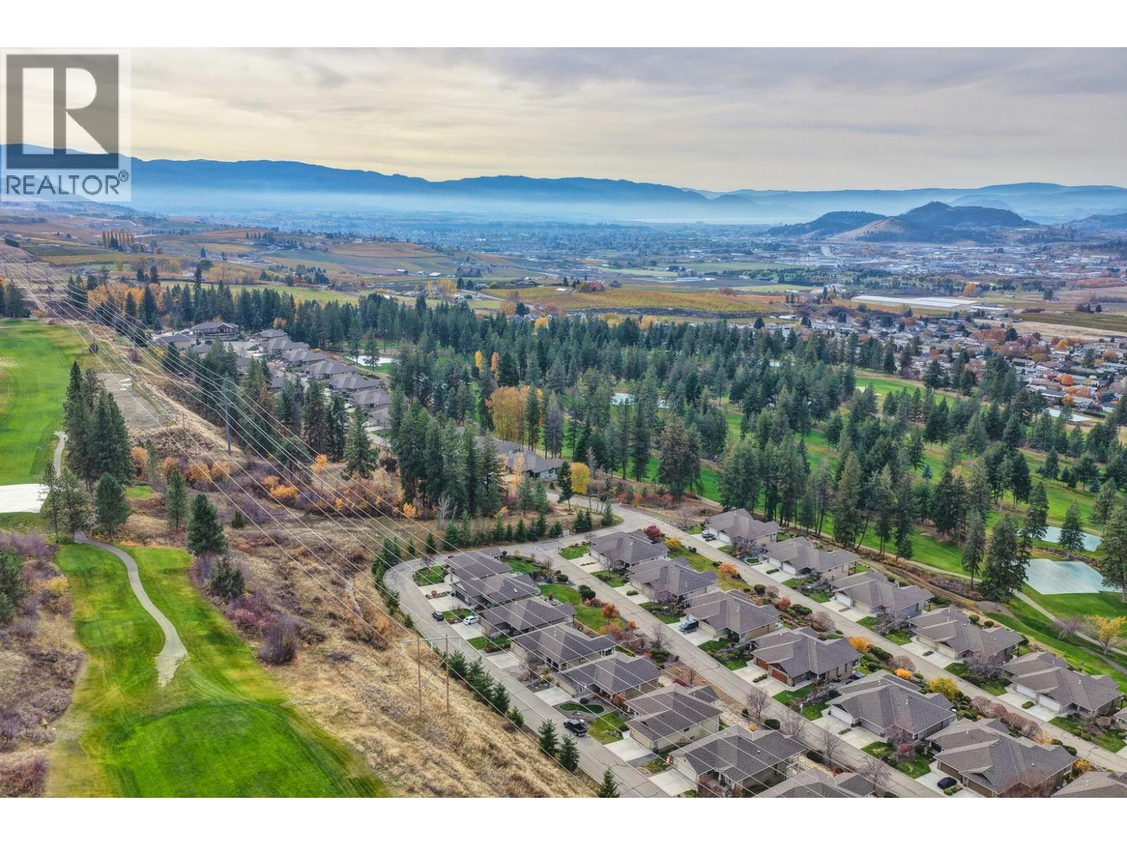  3492 Camelback Drive, Kelowna