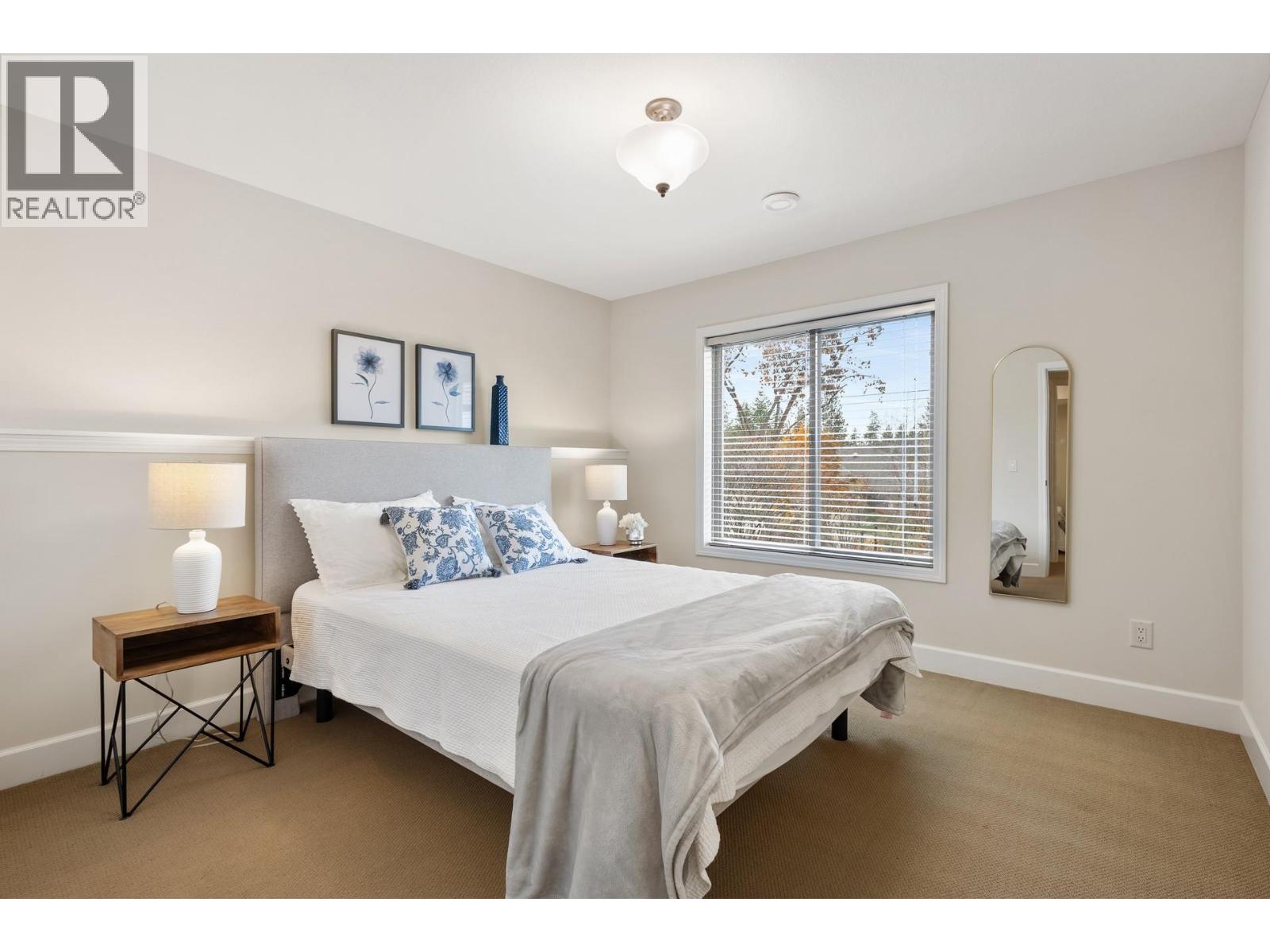  3492 Camelback Drive, Kelowna