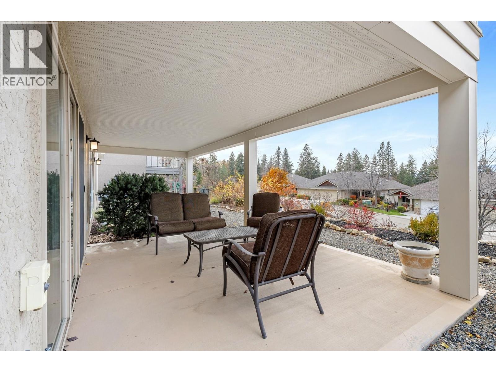  3492 Camelback Drive, Kelowna