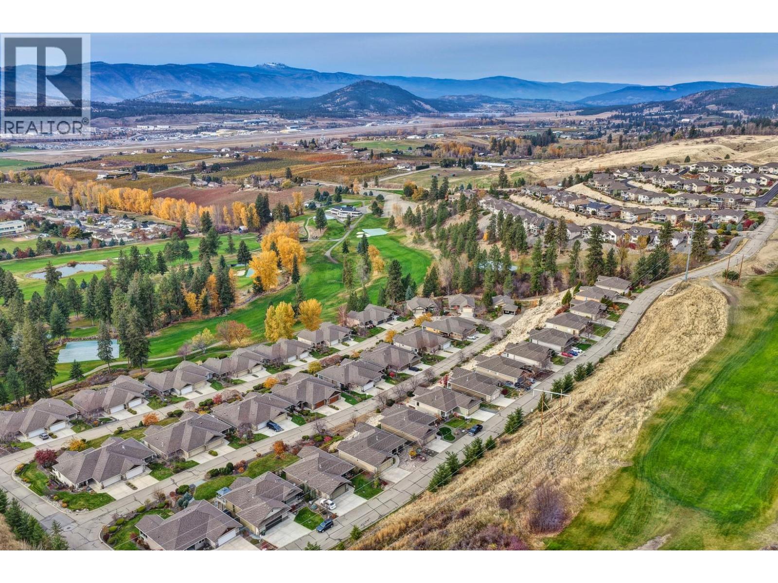  3492 Camelback Drive, Kelowna