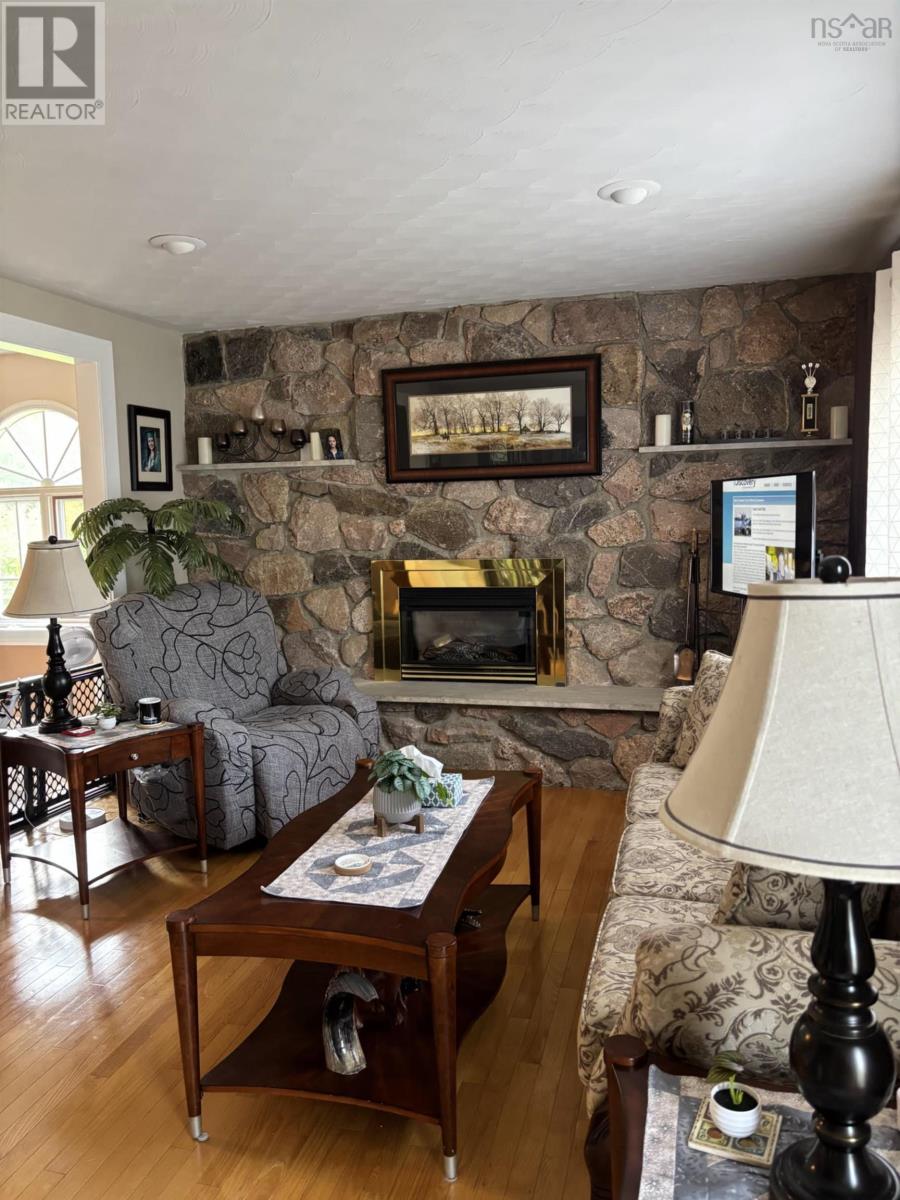 Property 36 of 39 of 37 Stacey Avenue