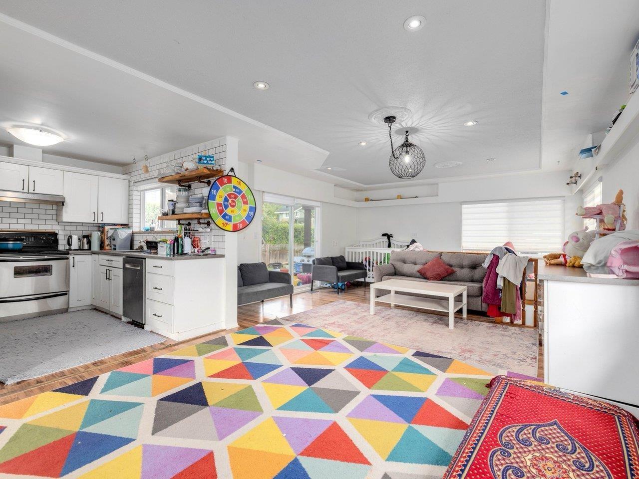 1154 FINLAY STREET, White Rock