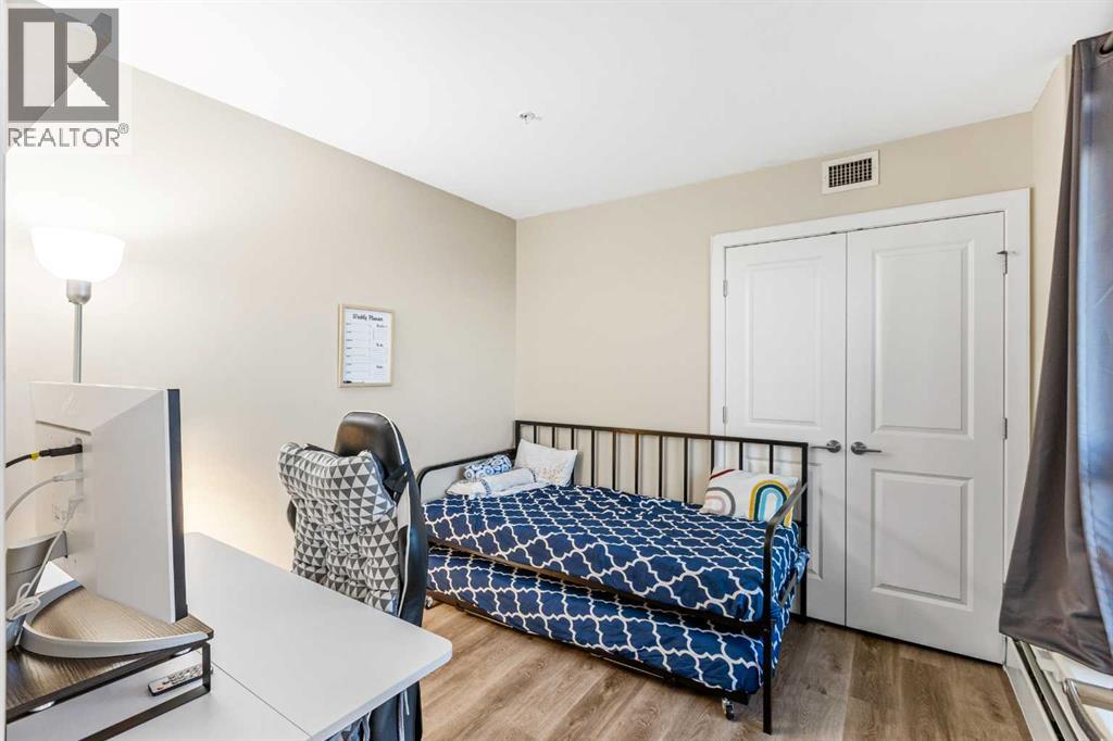 Single Family House for Sale in   Spruce Place SW Spruce Cliff Calgary 