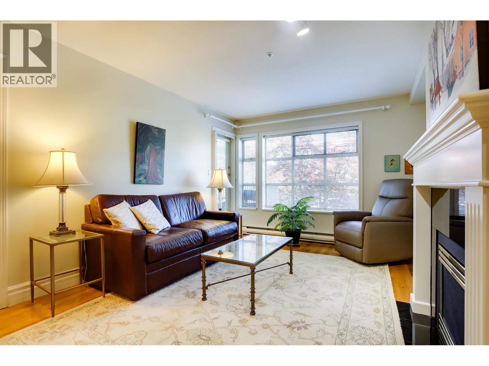 #205-1118 55TH Street, Delta