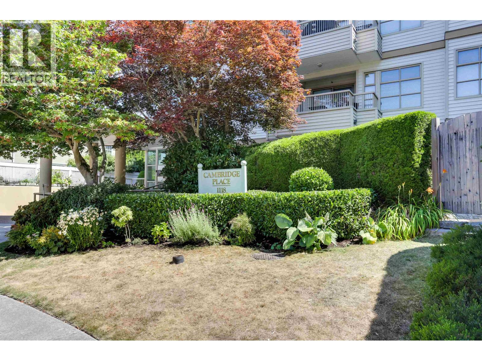 #205-1118 55TH Street, Delta