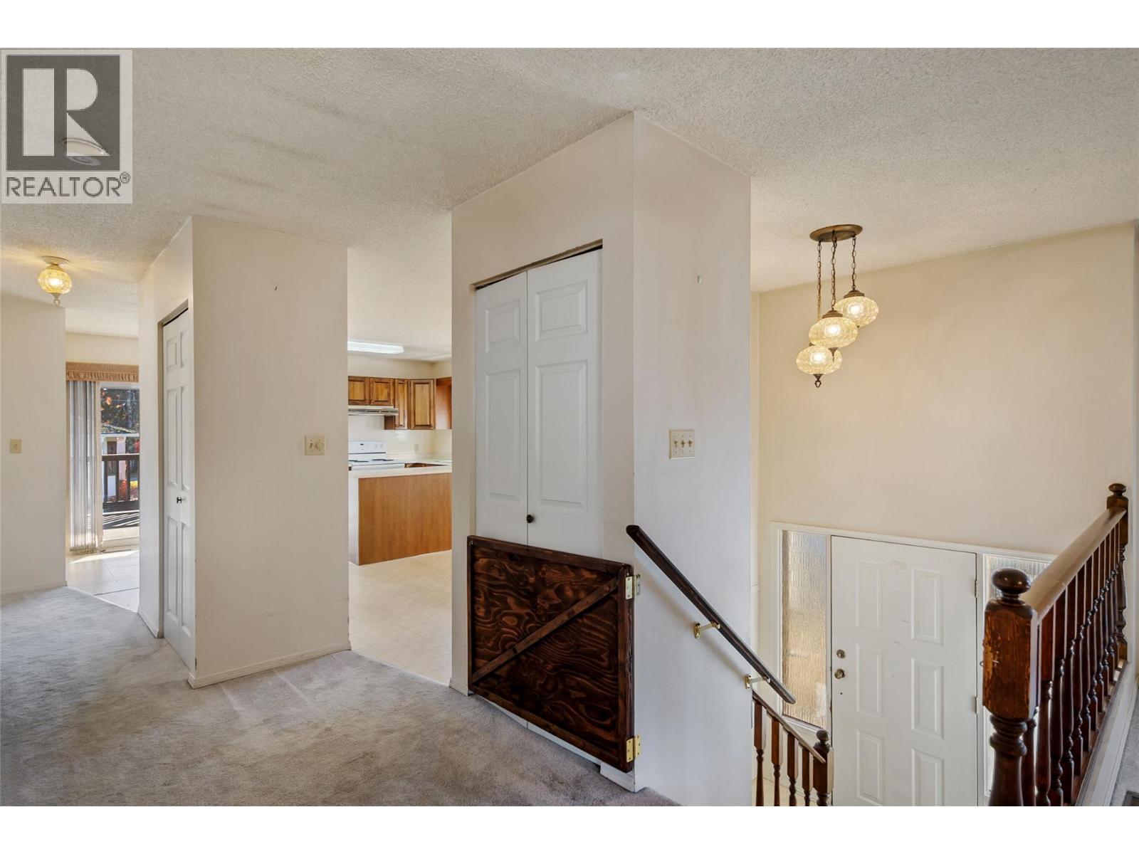 1509 Mountain View Drive, Revelstoke