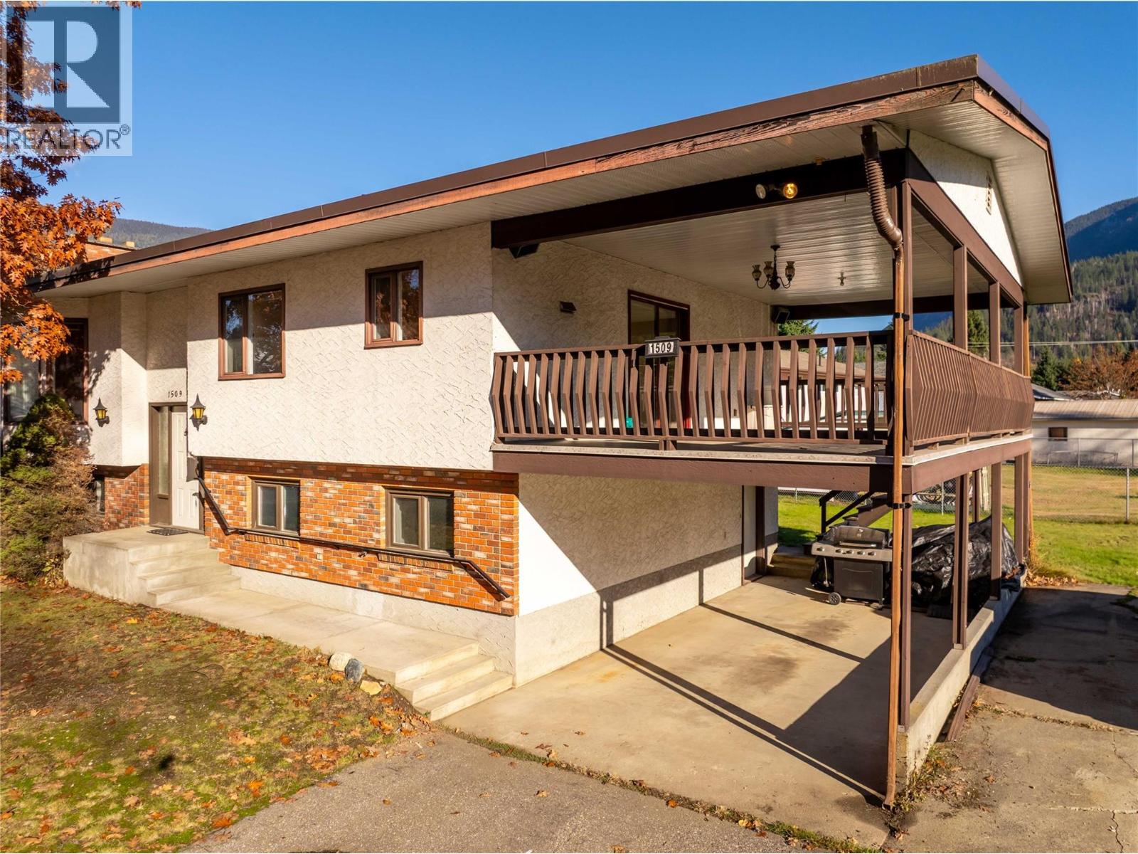 1509 Mountain View Drive, Revelstoke