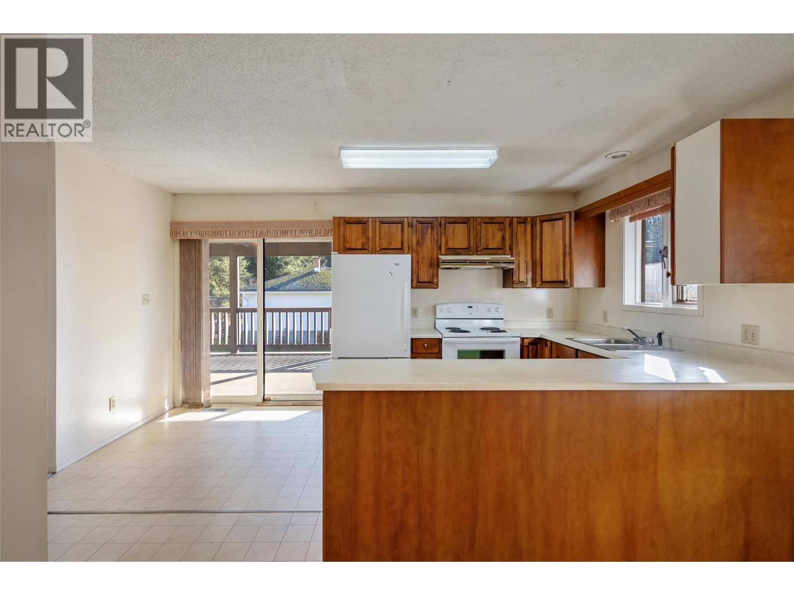 1509 Mountain View Drive, Revelstoke