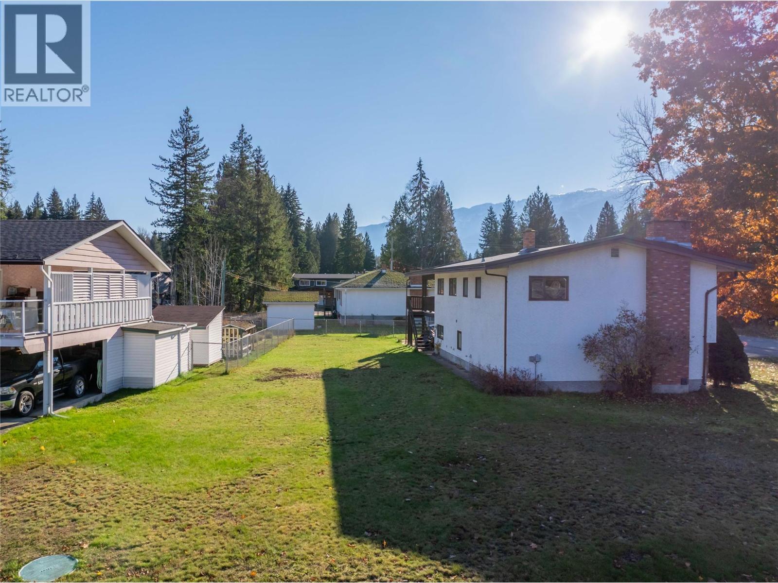 1509 Mountain View Drive, Revelstoke