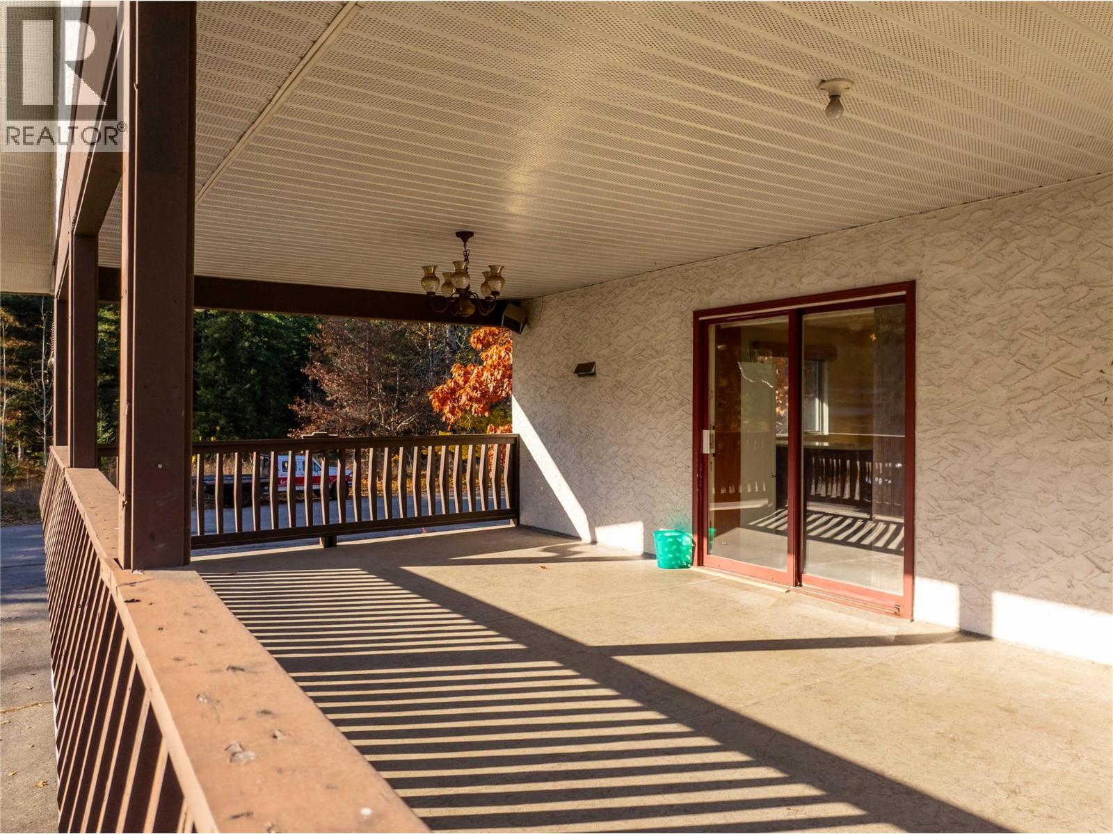 1509 Mountain View Drive, Revelstoke