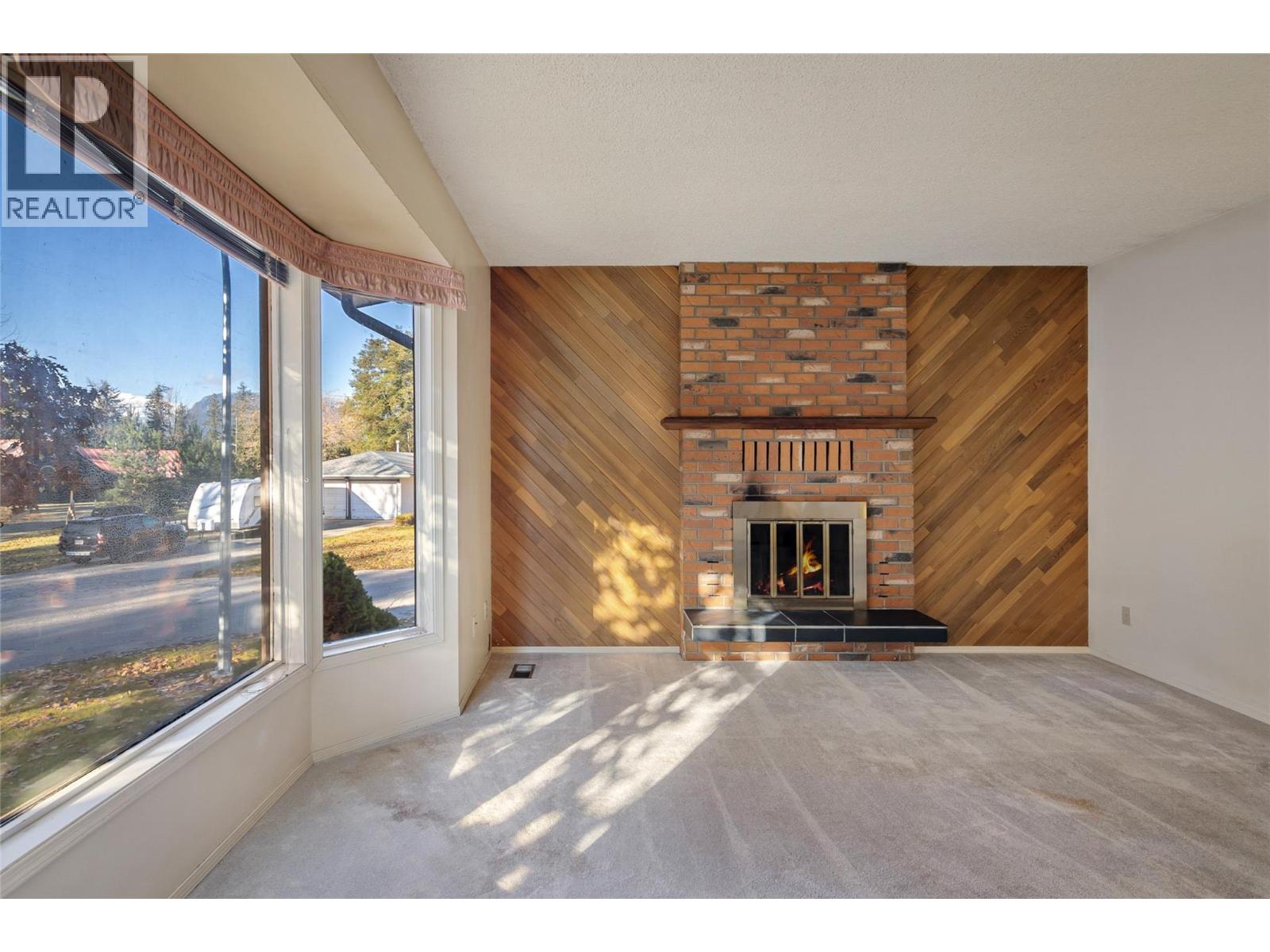 1509 Mountain View Drive, Revelstoke