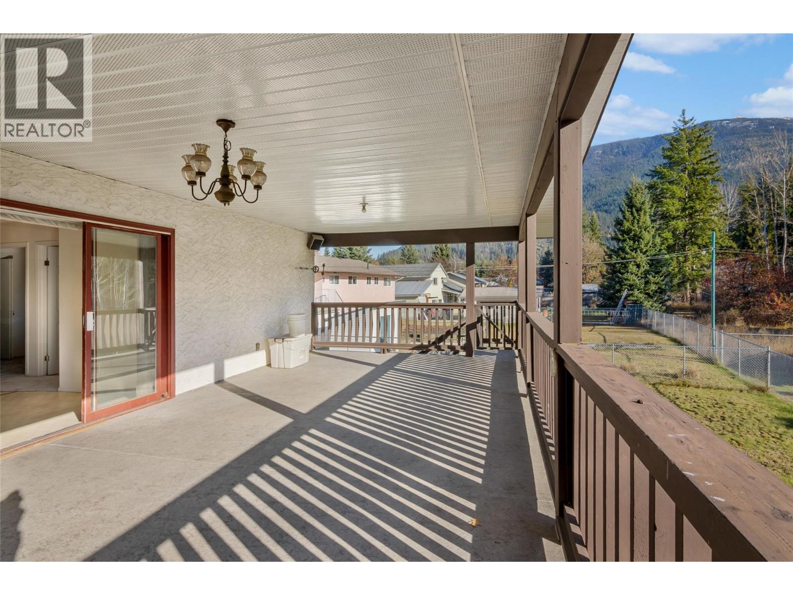 1509 Mountain View Drive, Revelstoke