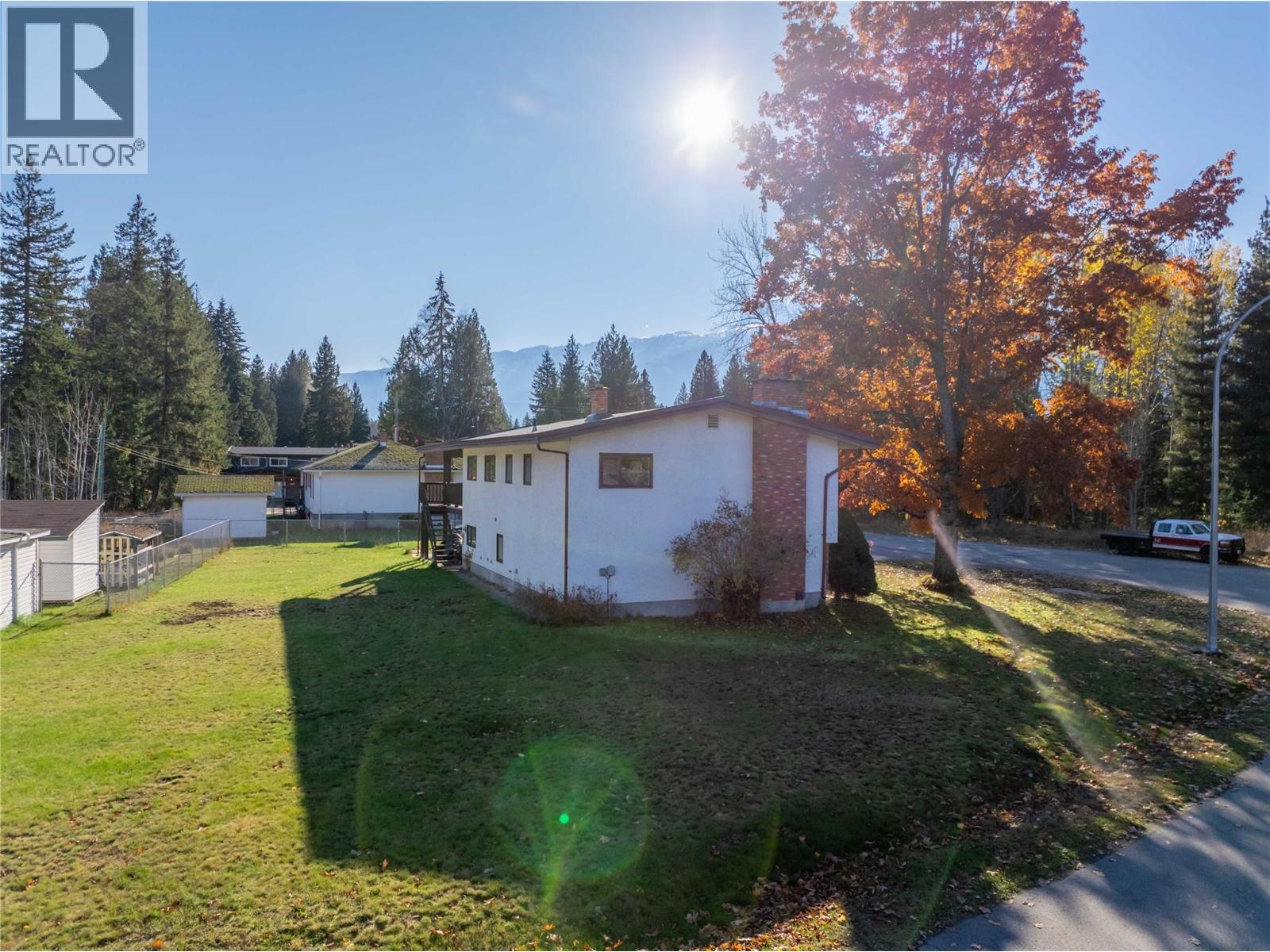 1509 Mountain View Drive, Revelstoke