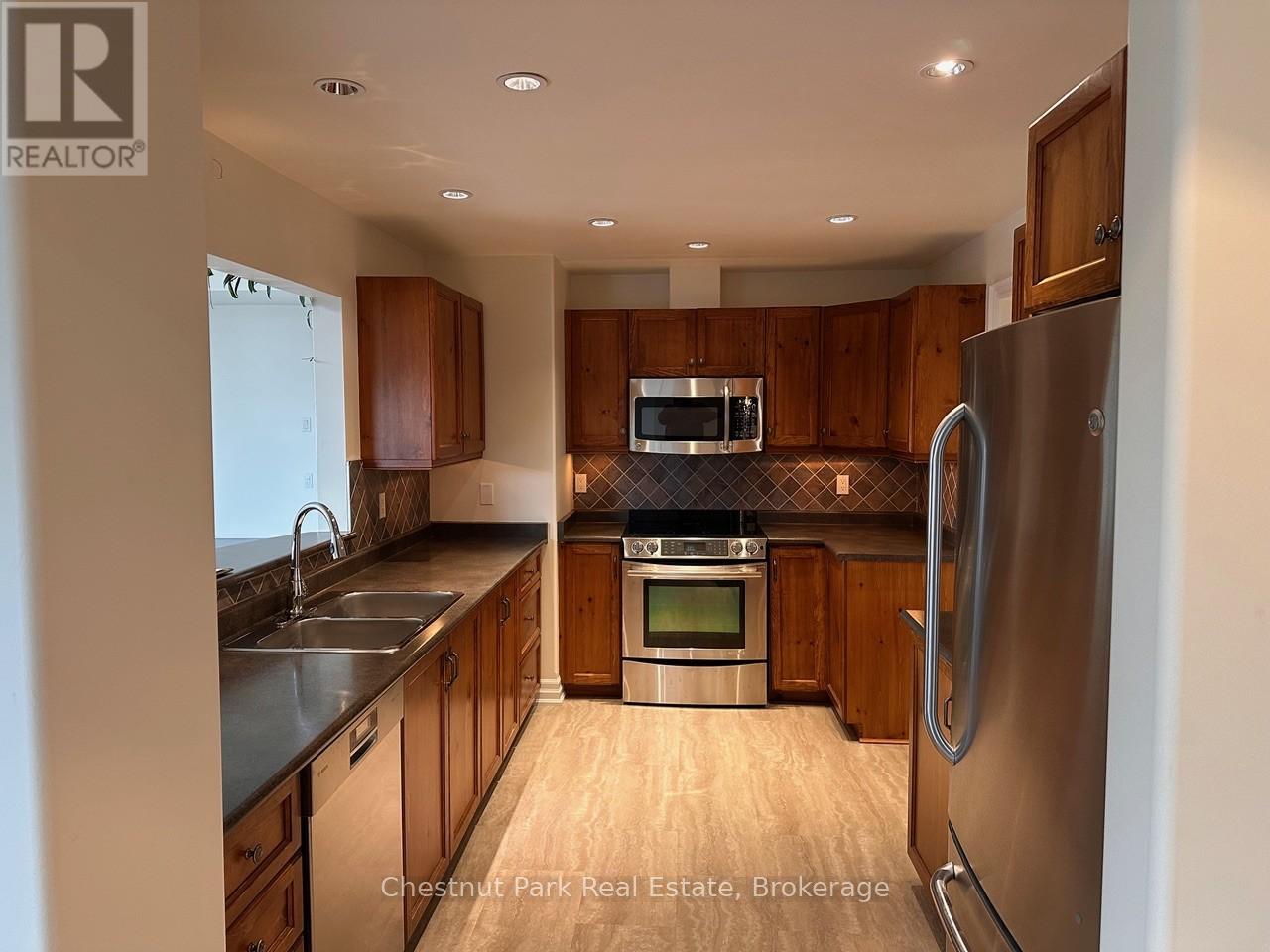 #601 110 STEAMSHIP BAY ROAD - 10
