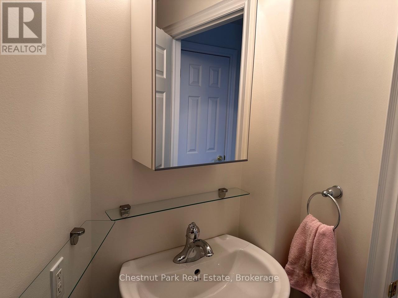 #601 110 STEAMSHIP BAY ROAD - 8