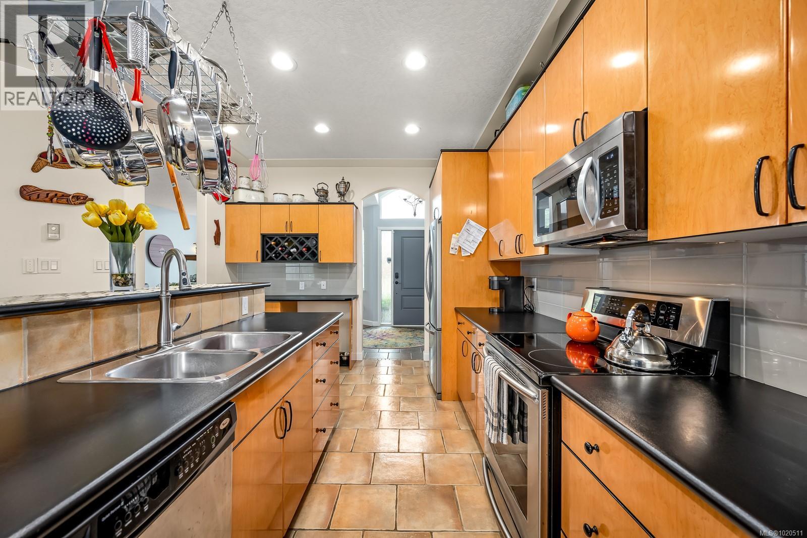 589 Monarch Dr, Courtenay