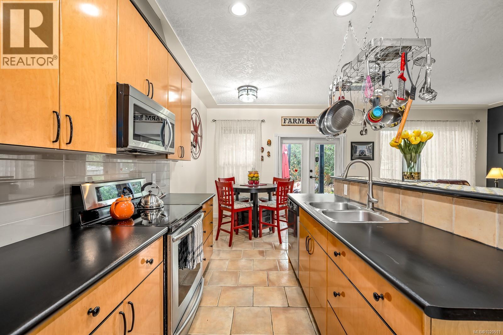 589 Monarch Dr, Courtenay