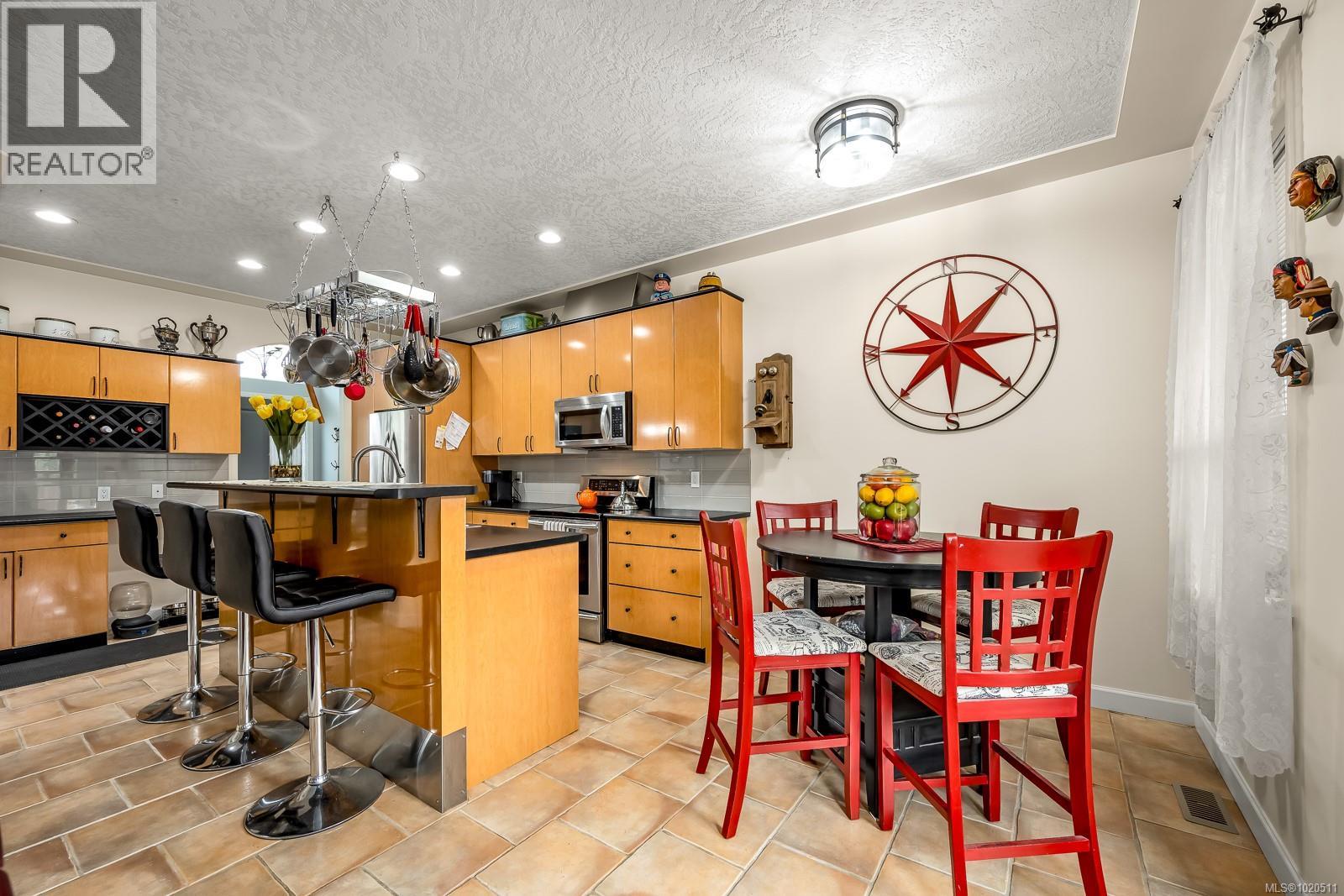 589 Monarch Dr, Courtenay