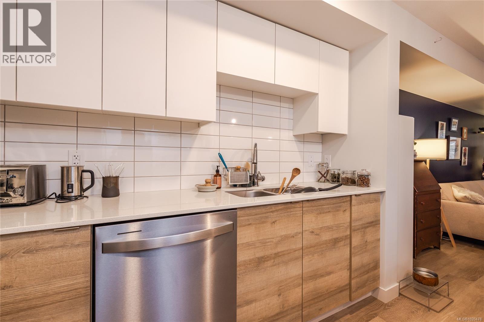 112 4820 Cedar Ridge Pl, Nanaimo